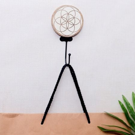 Brown Wooden Abstract Pattern Coat Hooks Wall Mounted